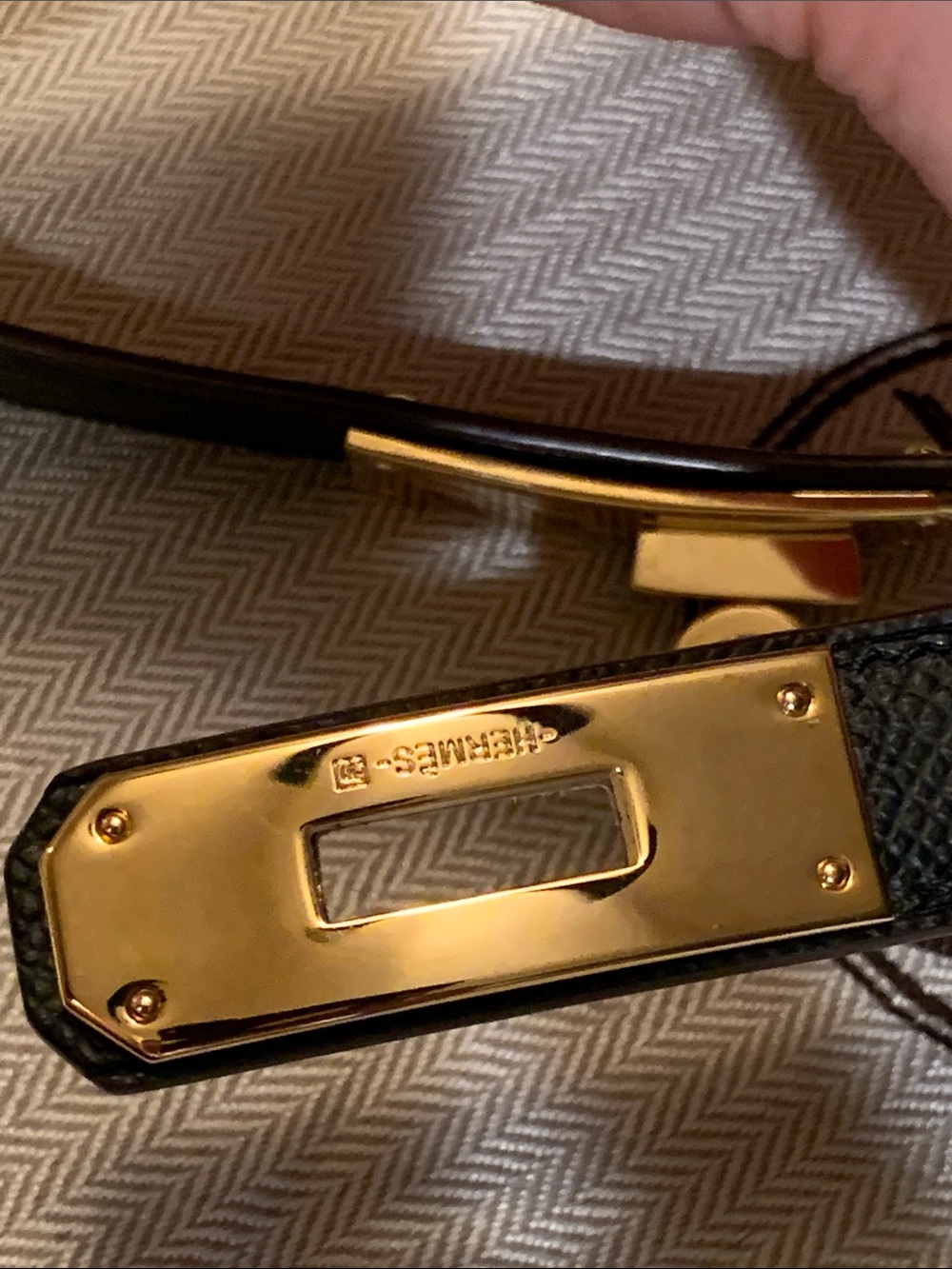 Absolutely stunning , trendy, fashionable black Hermes thin belt , brand new.